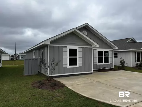 1052 S Bay St, Foley, AL 36535