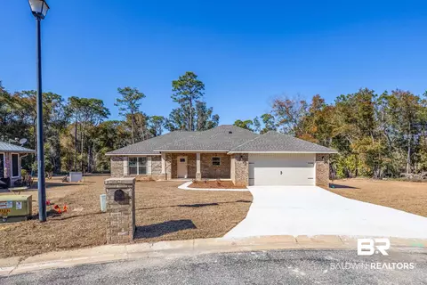 10737 Mahogany Ln, Lillian, AL 36549