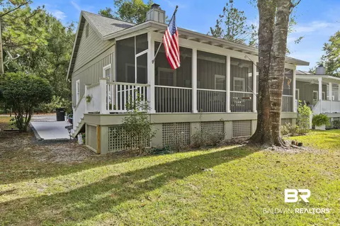17341 Cabin Rd, Loxley, AL 36551
