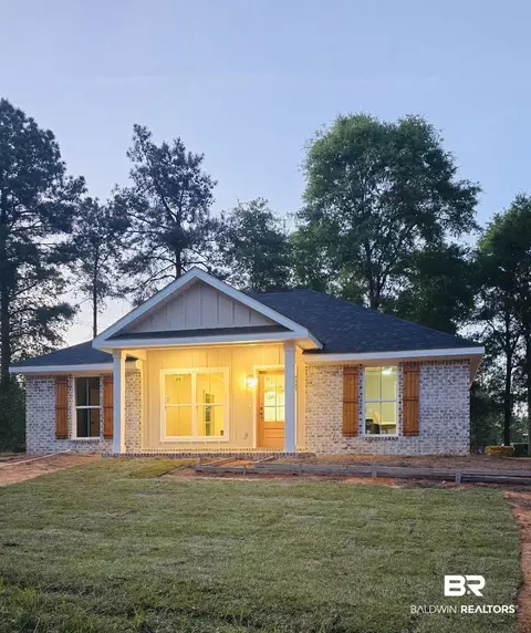 9988 Gallops Creek Dr, Wilmer, AL 36587