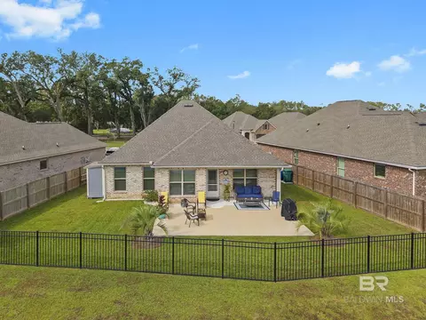View/Area - 910 Gibson Ct, Foley, AL 36535 photo 5 of 15