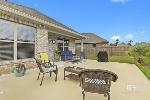 Exterior - 910 Gibson Ct, Foley, AL 36535 photo 3 of 11