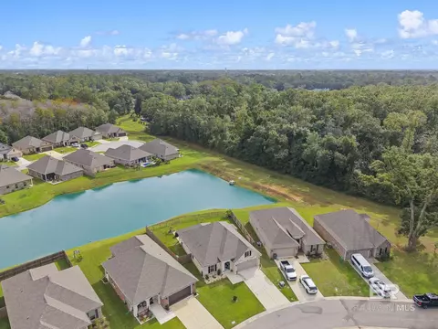 View/Area - 910 Gibson Ct, Foley, AL 36535 photo 8 of 15