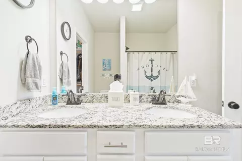 Bath - 910 Gibson Ct, Foley, AL 36535 photo 2 of 2