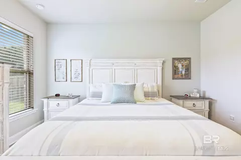 Bedroom - 910 Gibson Ct, Foley, AL 36535 photo 4 of 7
