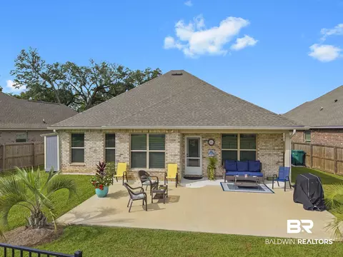 910 Gibson Ct, Foley, AL 36535 photo 2
