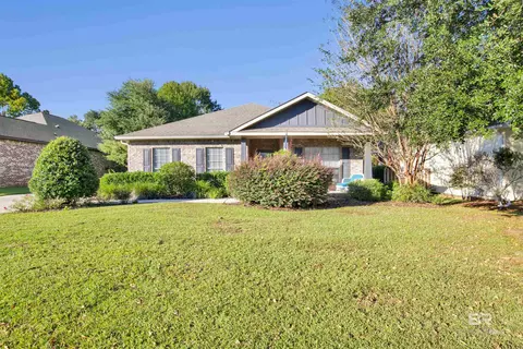 385 Scarlett Ave, Fairhope, AL 36532