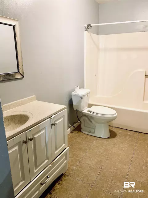100 Perry Cir, Daphne, AL 36526 photo 3