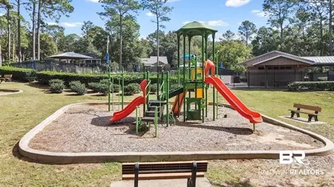 100 Perry Cir, Daphne, AL 36526 photo 9