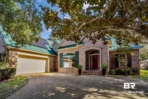 10060 Rookery Rd, Pensacola, FL 32507
