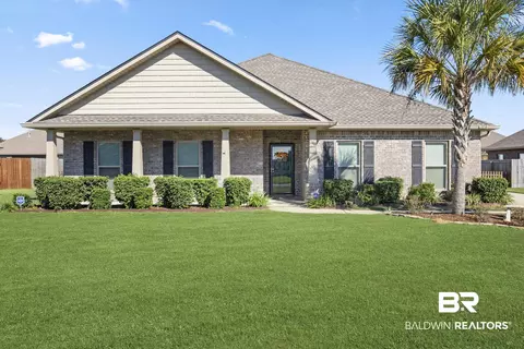 2050 Bourbon St, Foley, AL 36535