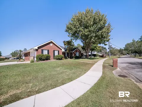 8320 Milton Rd, Mobile, AL 36695 photo 2