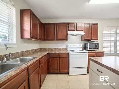 8320 Milton Rd, Mobile, AL 36695 photo 5