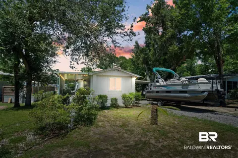 1792 Rico Dr, Lillian, AL 36549