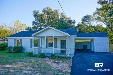 4667 Cottonwood Dr, Mobile, AL 36608