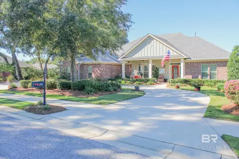 375 Barndling St, Fairhope, AL 36532