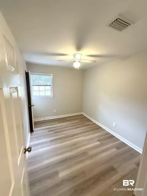 5404 Ardell Dr, Mobile, AL 36608 photo 13