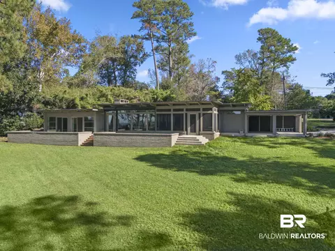 312 Patrician Dr, Spanish Fort, AL 36527