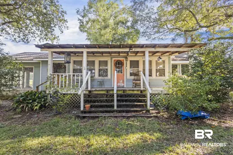 18696 Borck Rd, Gulf Shores, AL 36542