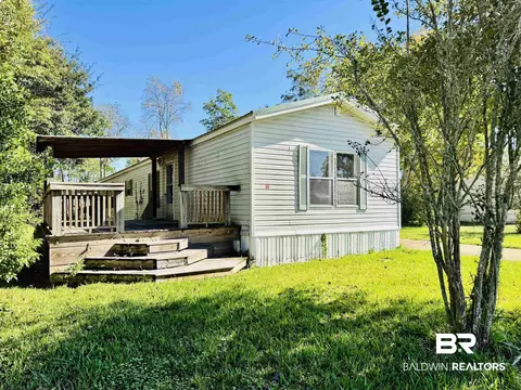 1952 Ridgewood Dr, Lillian, AL 36549