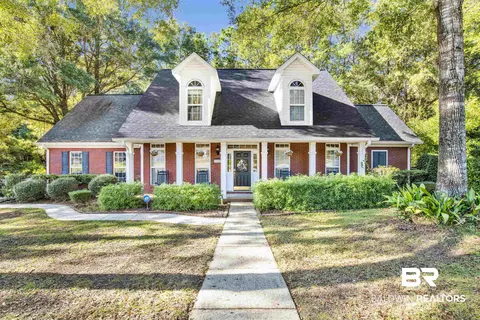 27179 Creekwood Dr, Daphne, AL 36526