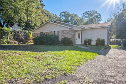 1256 Jean Dr, Mobile, AL 36618