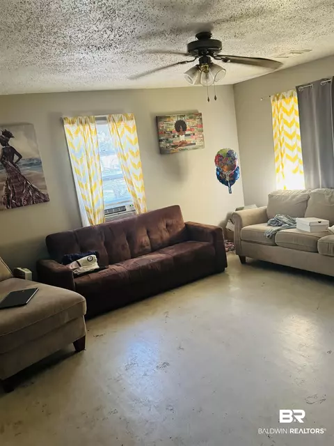 1616 Gill Rd, Mobile, AL 36605 photo 5
