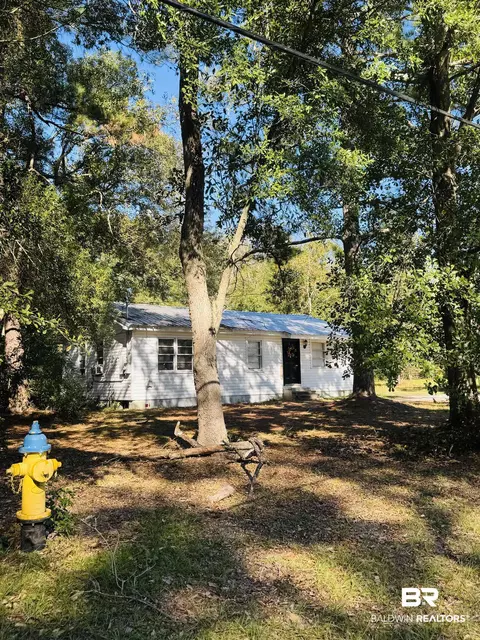 1616 Gill Rd, Mobile, AL 36605 photo 2