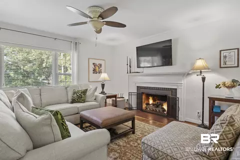 279 Walton Ave, Mobile, AL 36606 photo 8