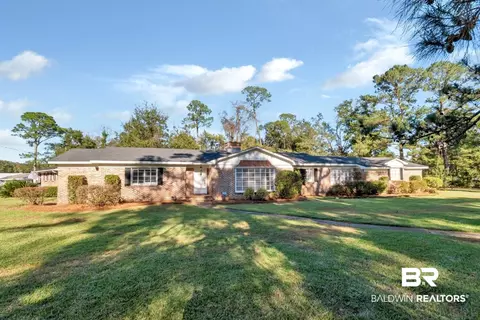 302 N Springwood Dr, Mobile, AL 36608