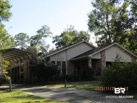 2178 Spanish Oaks Dr, Lillian, AL 36549