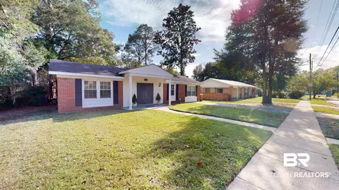 104 Vanderbilt Dr, Mobile, AL 36608 photo 4