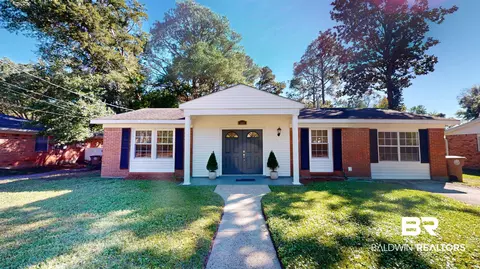 104 Vanderbilt Dr, Mobile, AL 36608