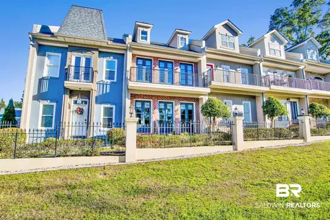 101 Fairhope Ct #15, Fairhope, AL 36532