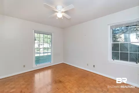 5517 N Vanderbilt Dr, Mobile, AL 36608 photo 23
