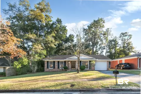 5517 N Vanderbilt Dr, Mobile, AL 36608 photo 2