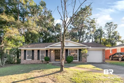 5517 N Vanderbilt Dr, Mobile, AL 36608 photo 3