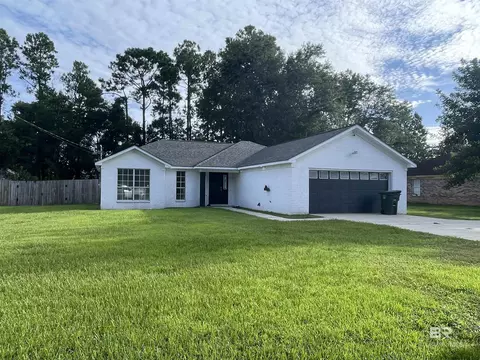 513 E Michigan Ave, Foley, AL 36535