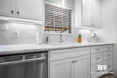 4228 Spring Valley Dr, Mobile, AL 36693 photo 8