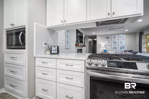 4228 Spring Valley Dr, Mobile, AL 36693 photo 9