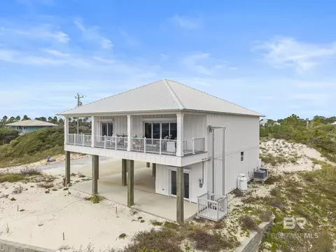 476 Cabana Beach Rd, Gulf Shores, AL 36542