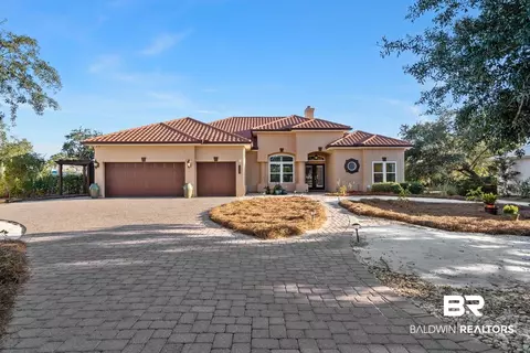 4626 Bayou Ct, Orange Beach, AL 36561