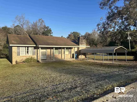 102 Floyd St, Evergreen, AL 36401