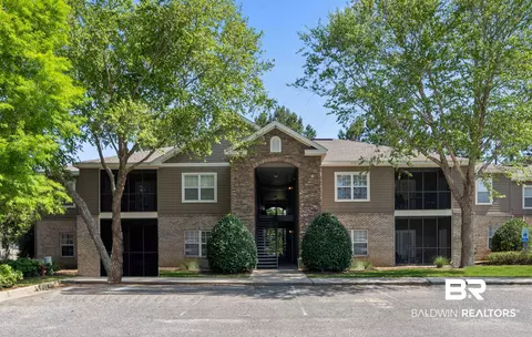 450 Park Ave #113, Foley, AL 36535