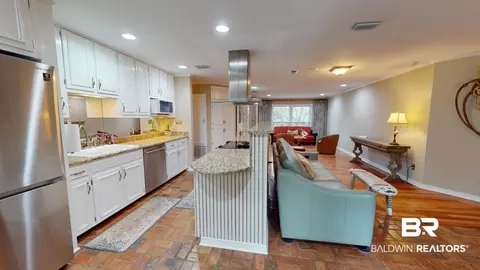 303 Vanderbilt Dr, Mobile, AL 36608 photo 5