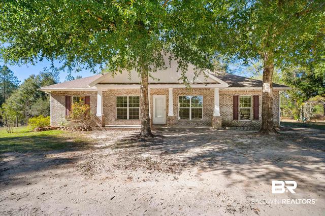 49391 Davis Rd, Bay Minette, AL 36507