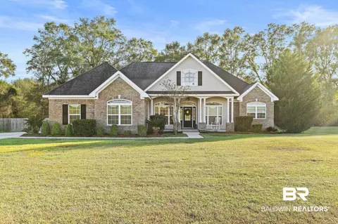 943 Stokley Ct, Atmore, AL 36502