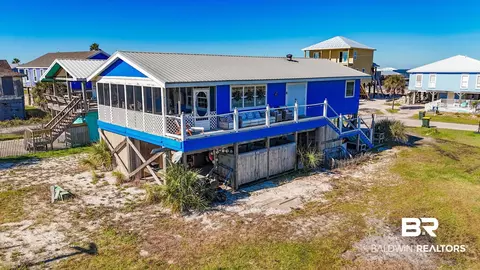 2514 Muscogee Rd, Gulf Shores, AL 36542