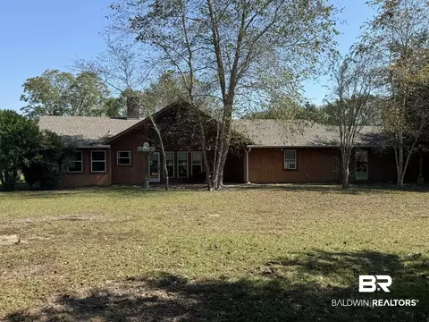 155 Moring Dr, Atmore, AL 36502