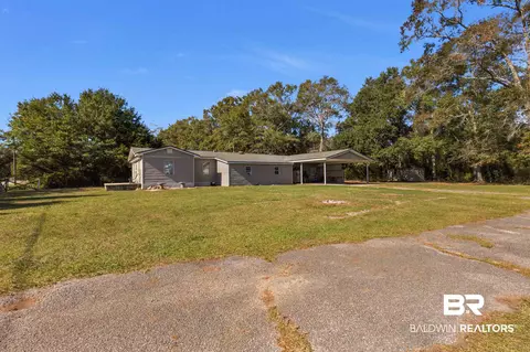 950 Marge Ln, Molino, FL 32577